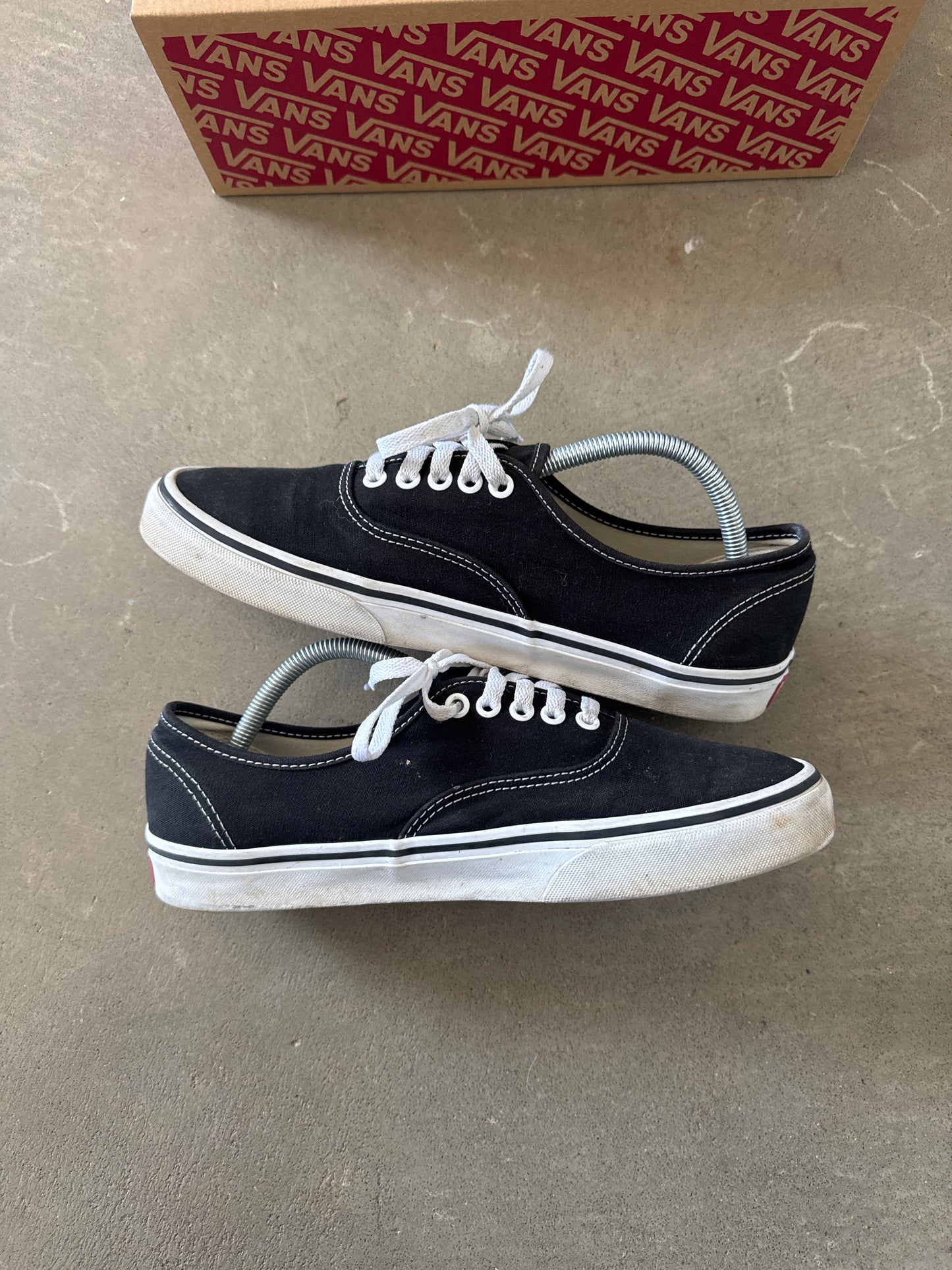 Vans Authentic Black White
