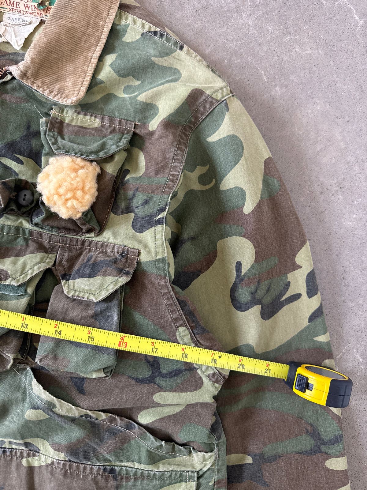 Vintage Game Winner Military Camo Cropped Multi Pocket Hunting Jacket