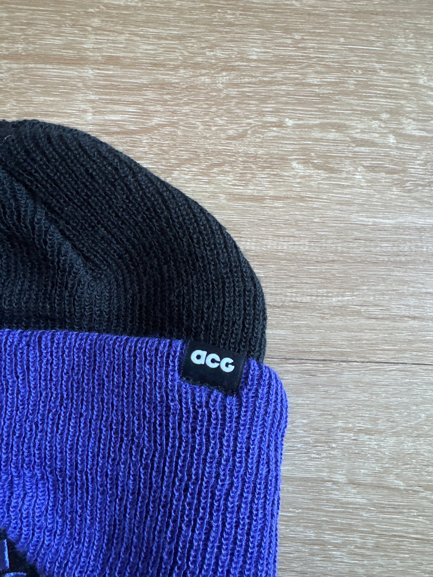 Nike ACG Cuffed Beanie