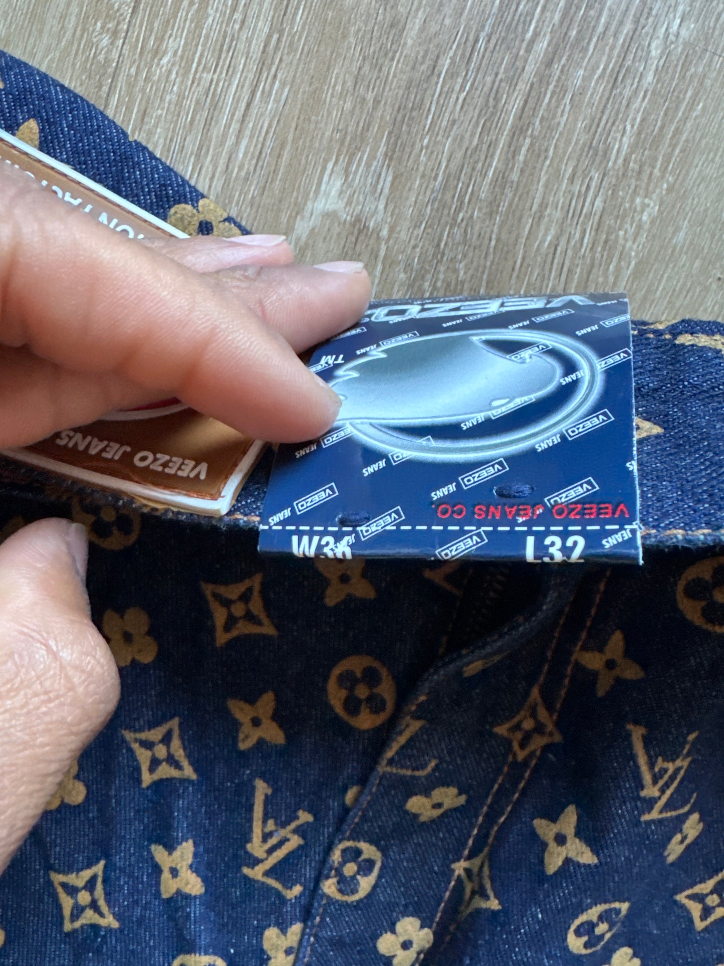 Vintage 90s Veezo Wear Monogram Designer Denim Jeans