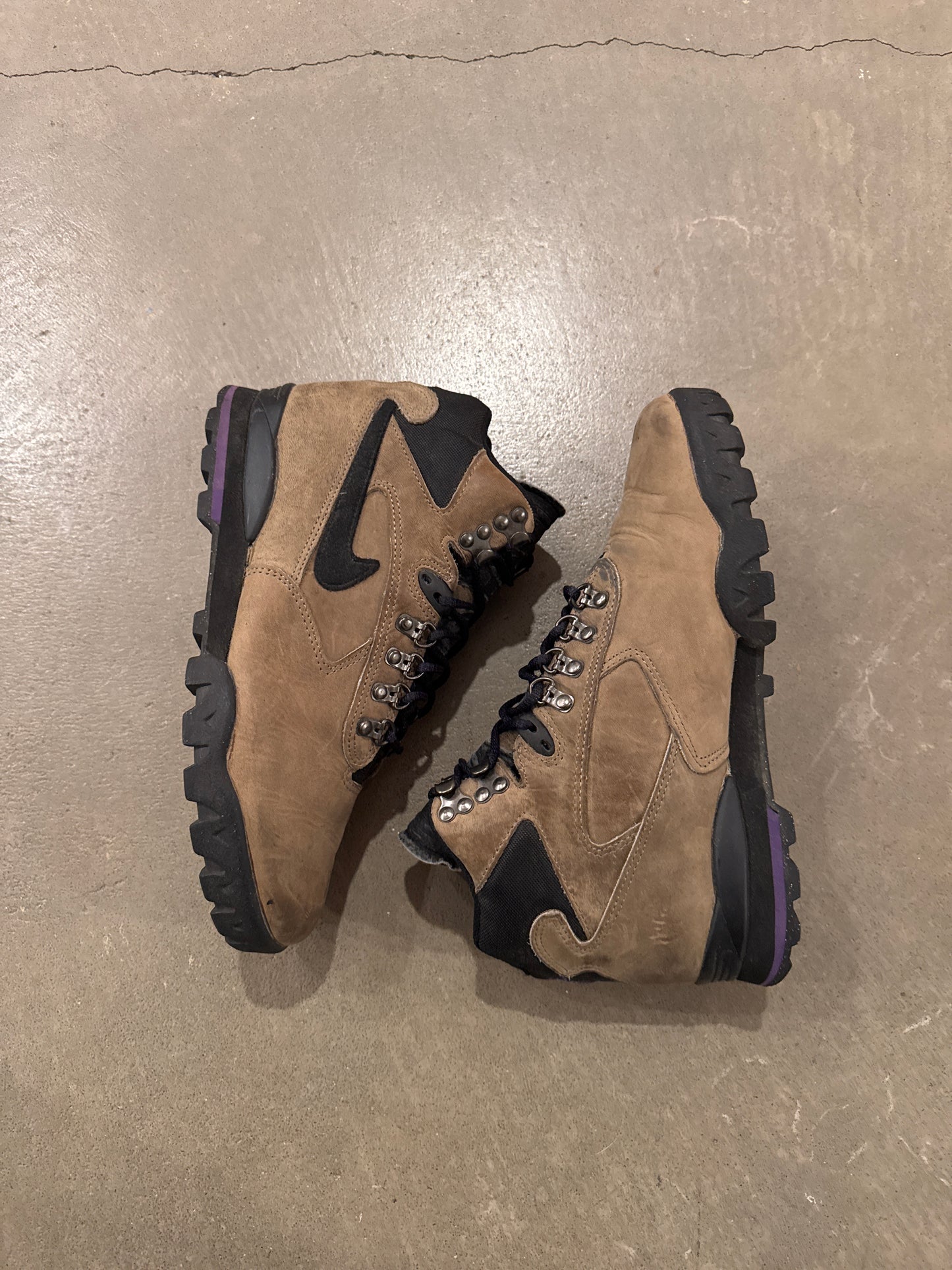 Vintage 1993 Nike Air Hiking Boots