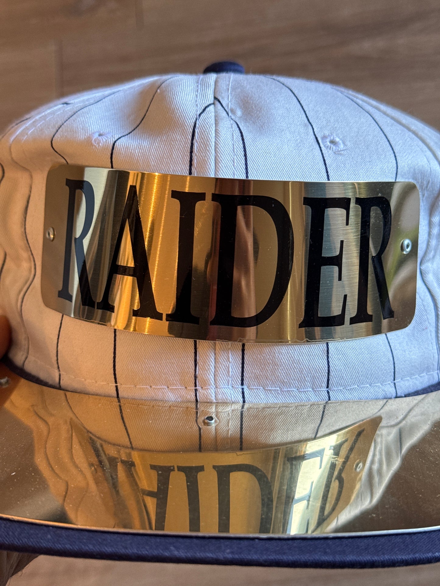 Vintage 90s Oakland Raiders Metal Plate Snap Back Hat