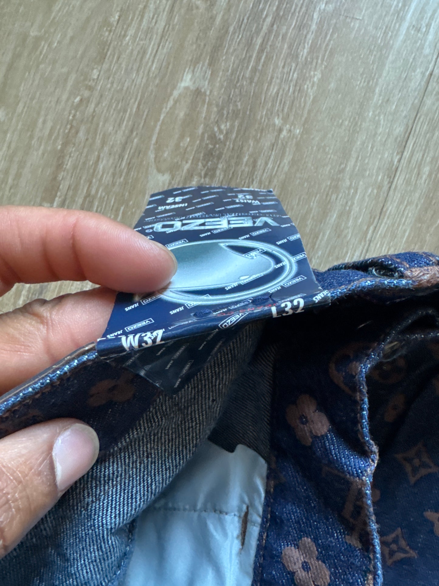 Vintage 90s Veezo Wear Monogram Designer Denim Jeans