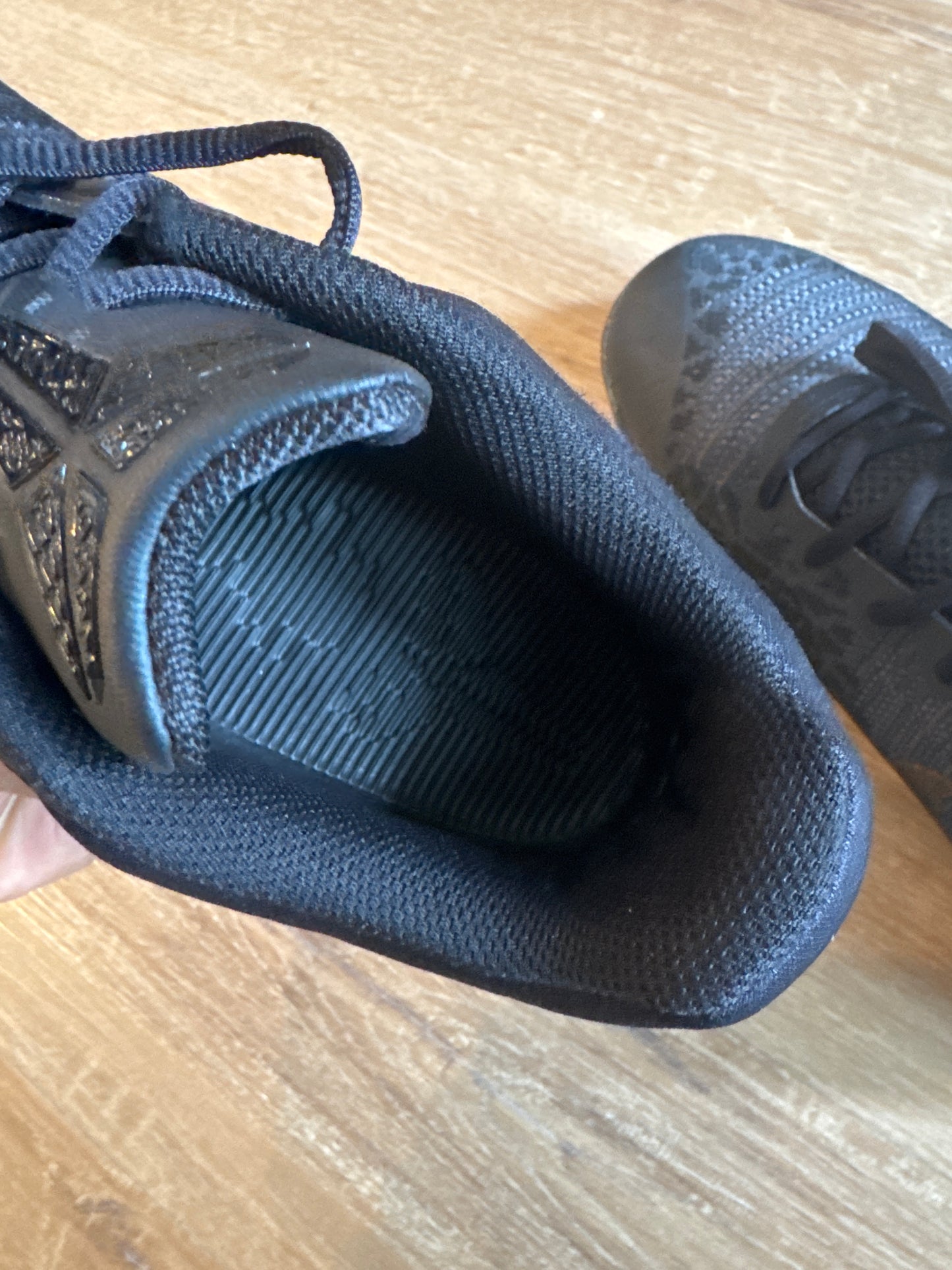 Nike Kobe Bryant Mamba Rage Gold Stars