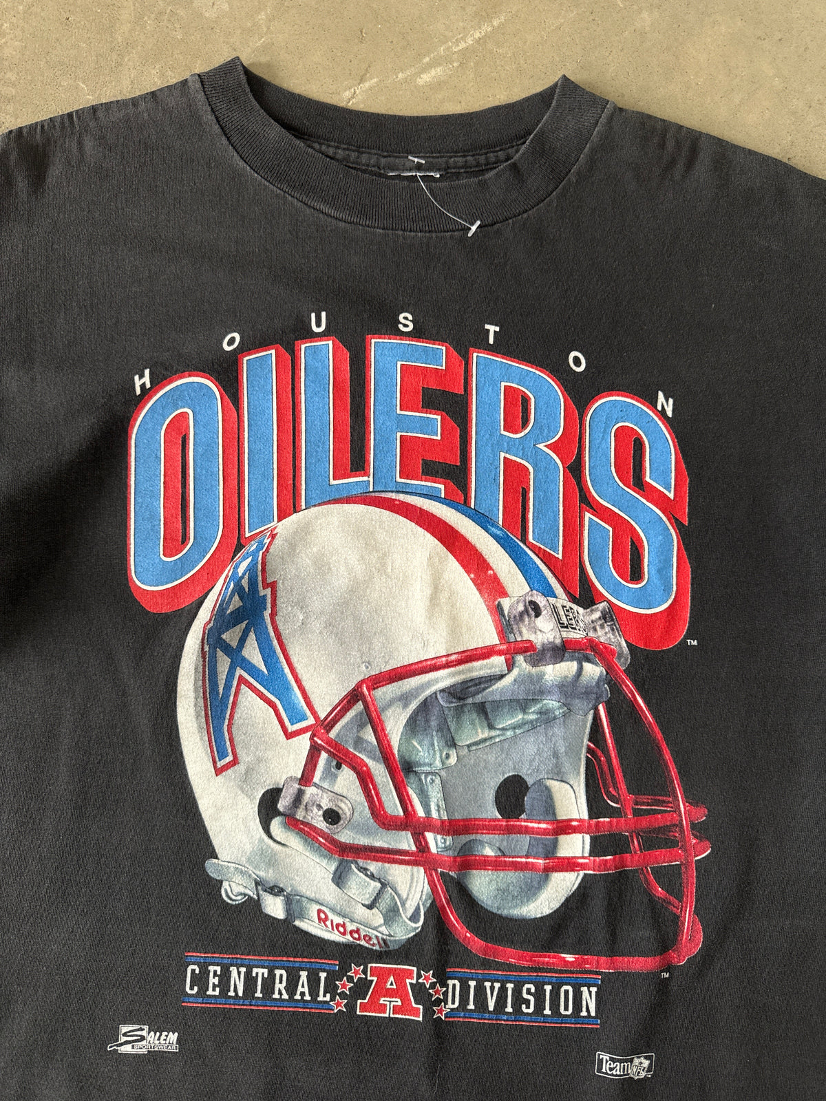 Vintage 90s Salem Sportswear Houston Oilers Helmet Tee