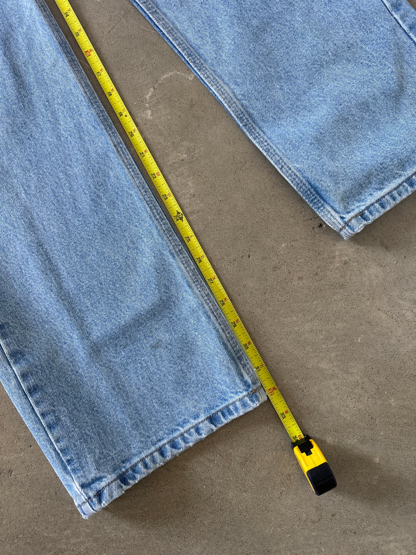Vintage Carhartt Regular Fit Light Washed Denim Jeans