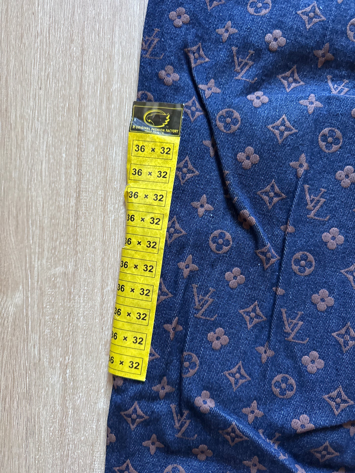 Vintage 90s Veezo Wear Monogram Designer Denim Jeans