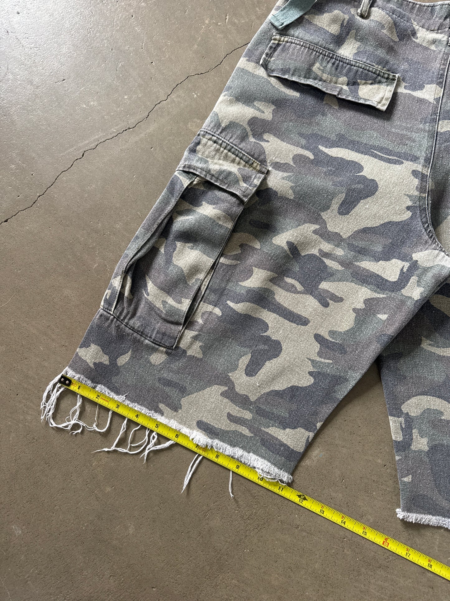 Vintage Distressed Camo Cargo Short