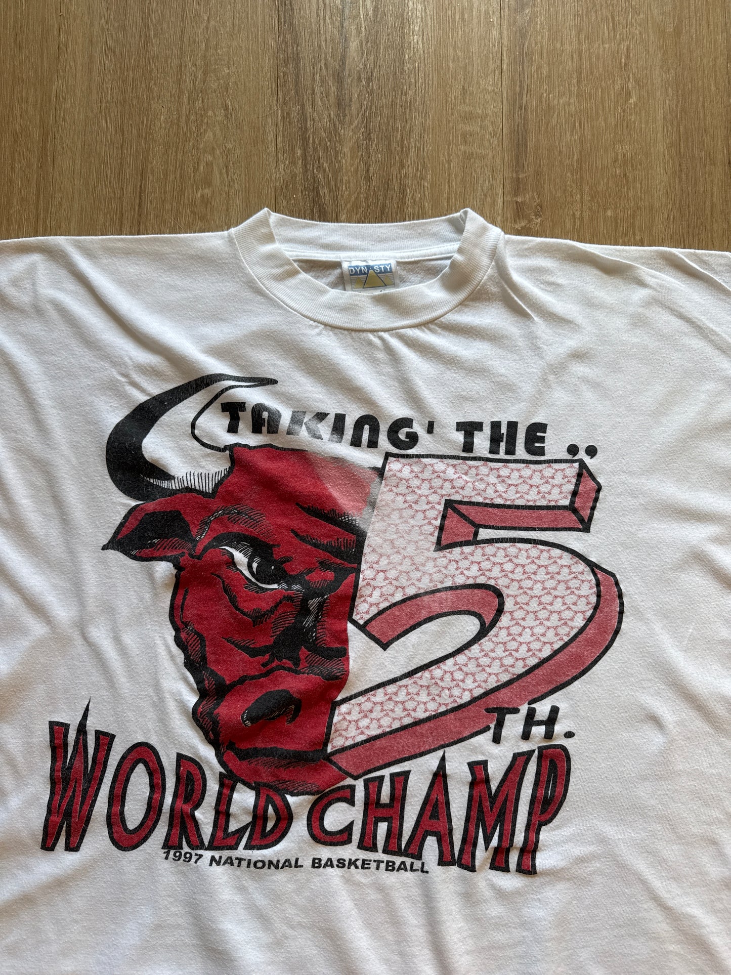 Vintage 1997 Chicago Bulls Taking The 5th World Championship Cropped Tee