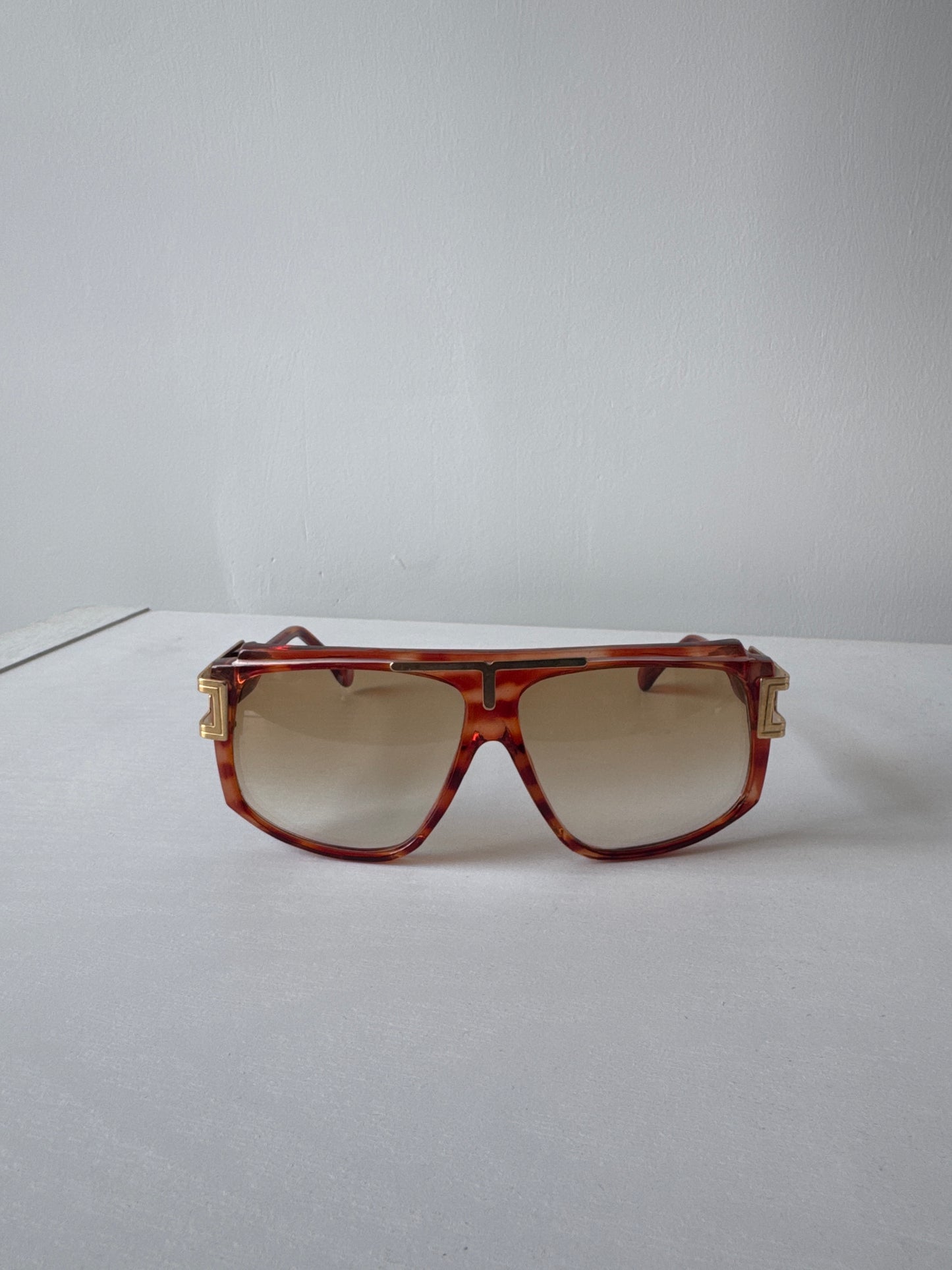 Vintage 90s Gozelle Hip Hip Style Cheetah Sunglasses