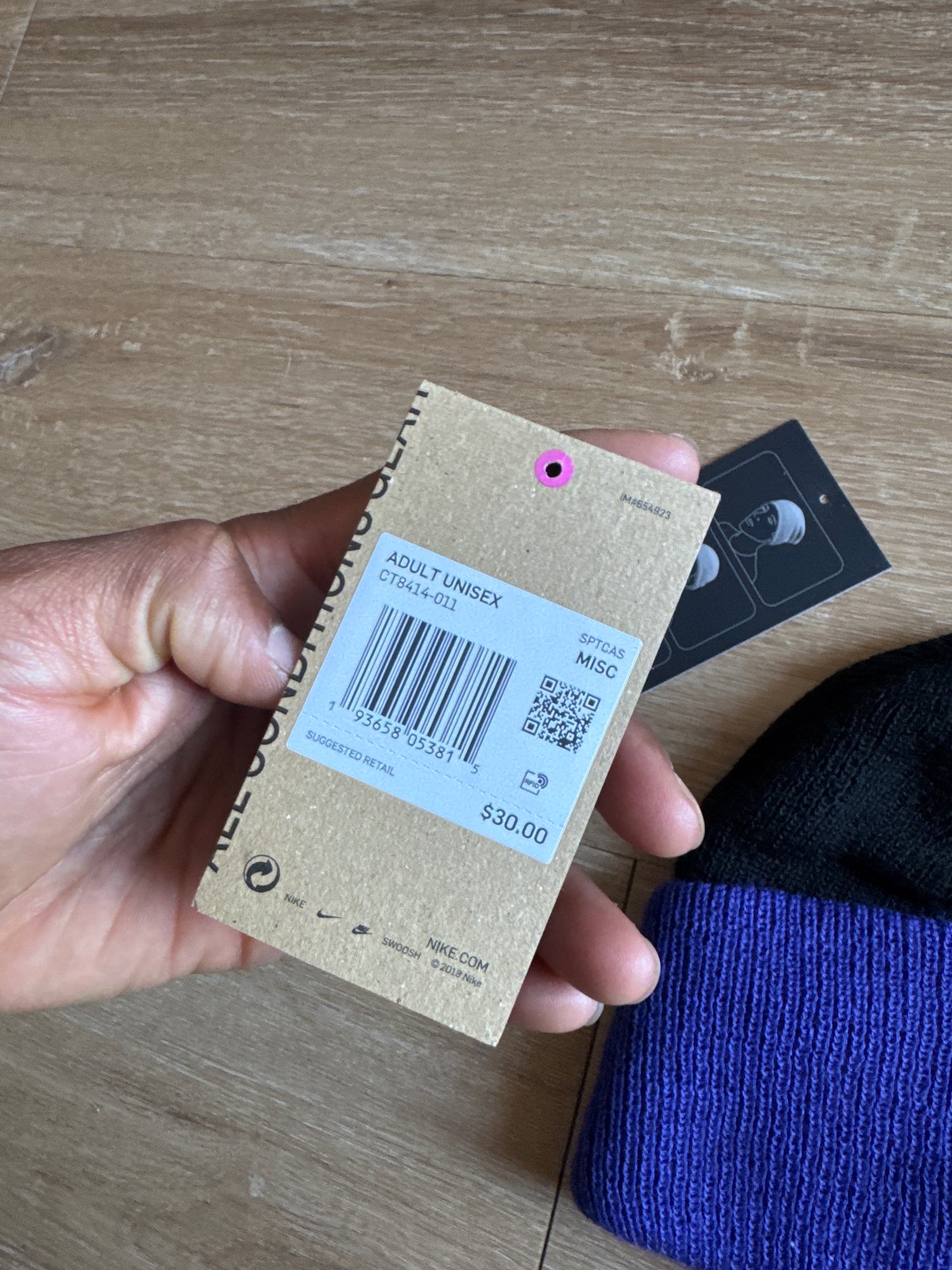 Nike ACG Cuffed Beanie