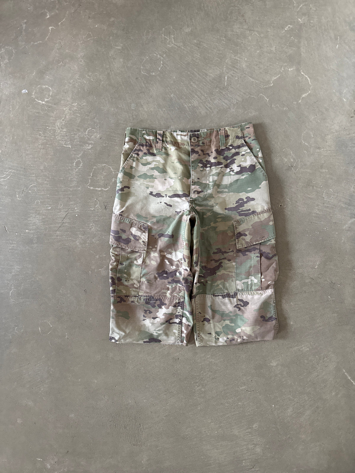 Vintage Military Camo 3/4 Cargo Shorts