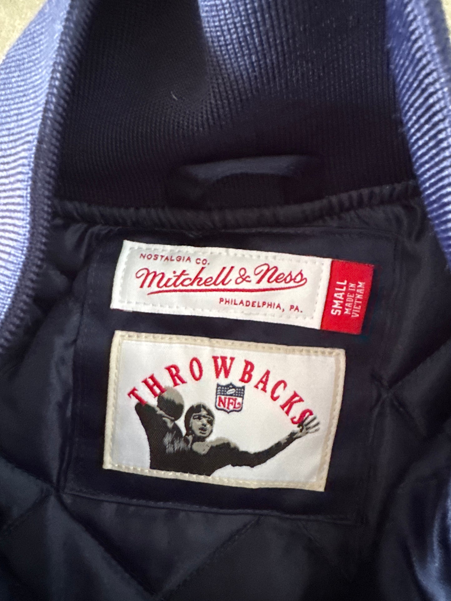 Mitchell & Ness Chicago Bears Primetime Throwbacks Vintage Satin Full-Snap Jacket
