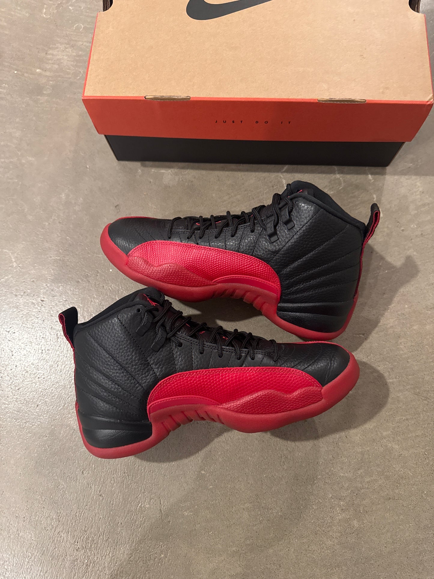 Jordan Retro 12 Flu Game 2025