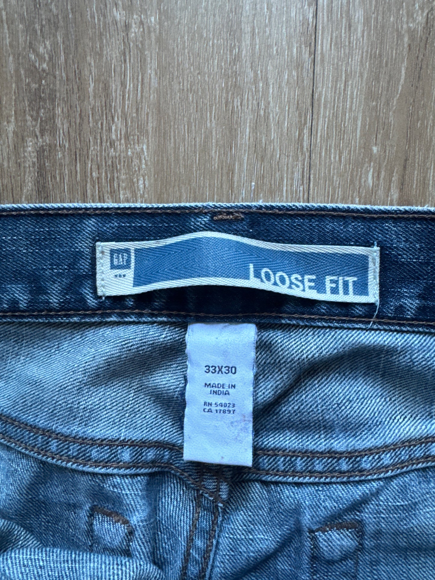 Vintage Gap Loose Fit Distressed Paint Splatter Denim Jeans