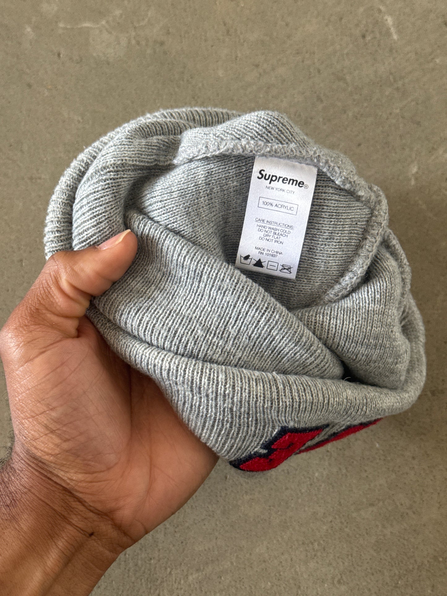 Supreme Felt Logo Heather Grey Beanie