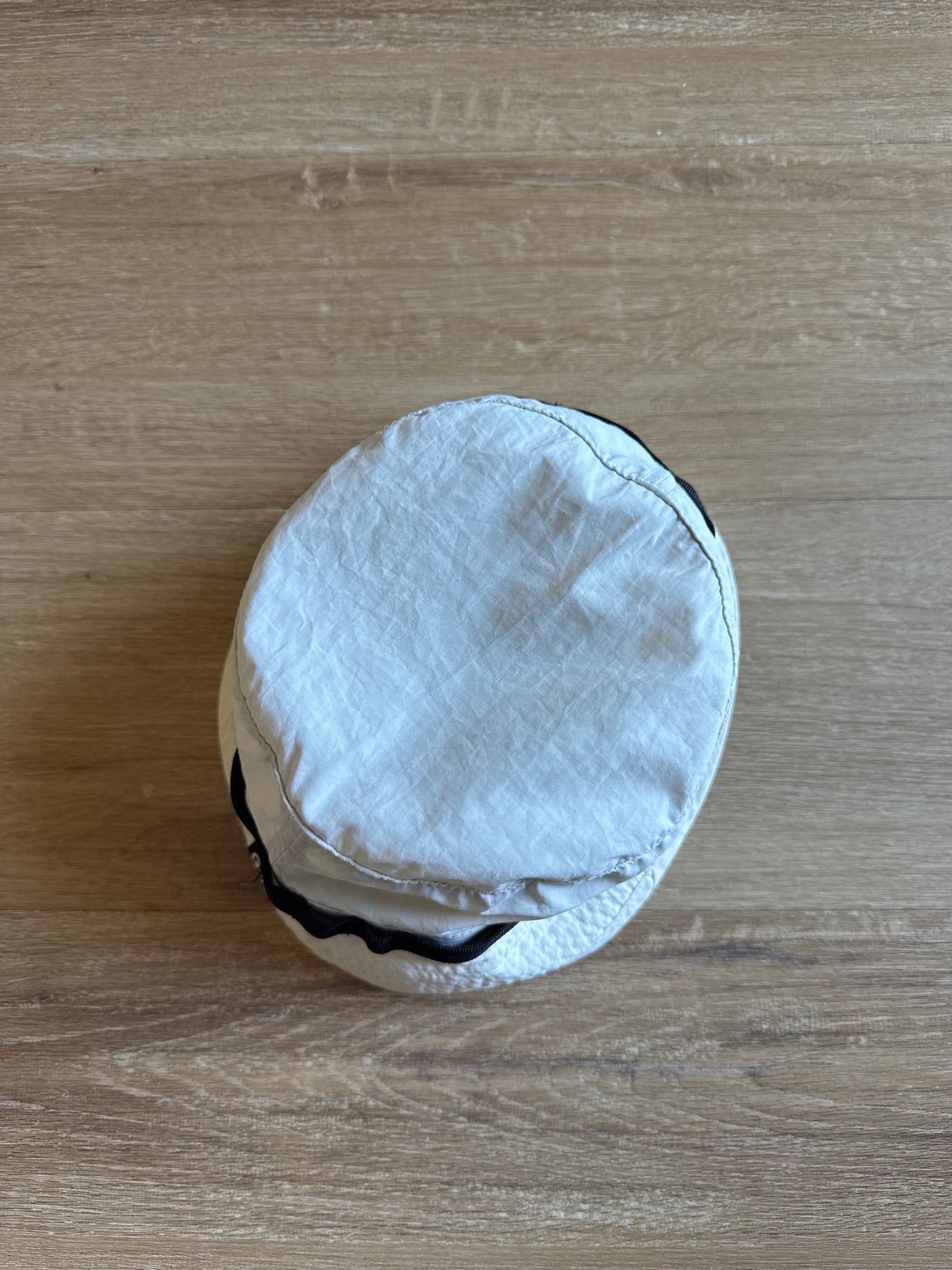 Oakley Graphic Arctic White Bucket Hat