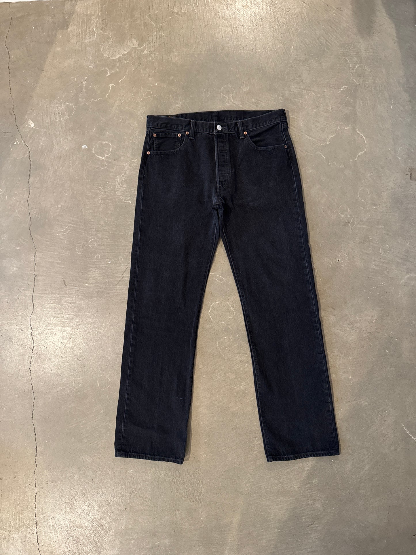 Vintage Levi’s Straight Fit Black Denim Jeans
