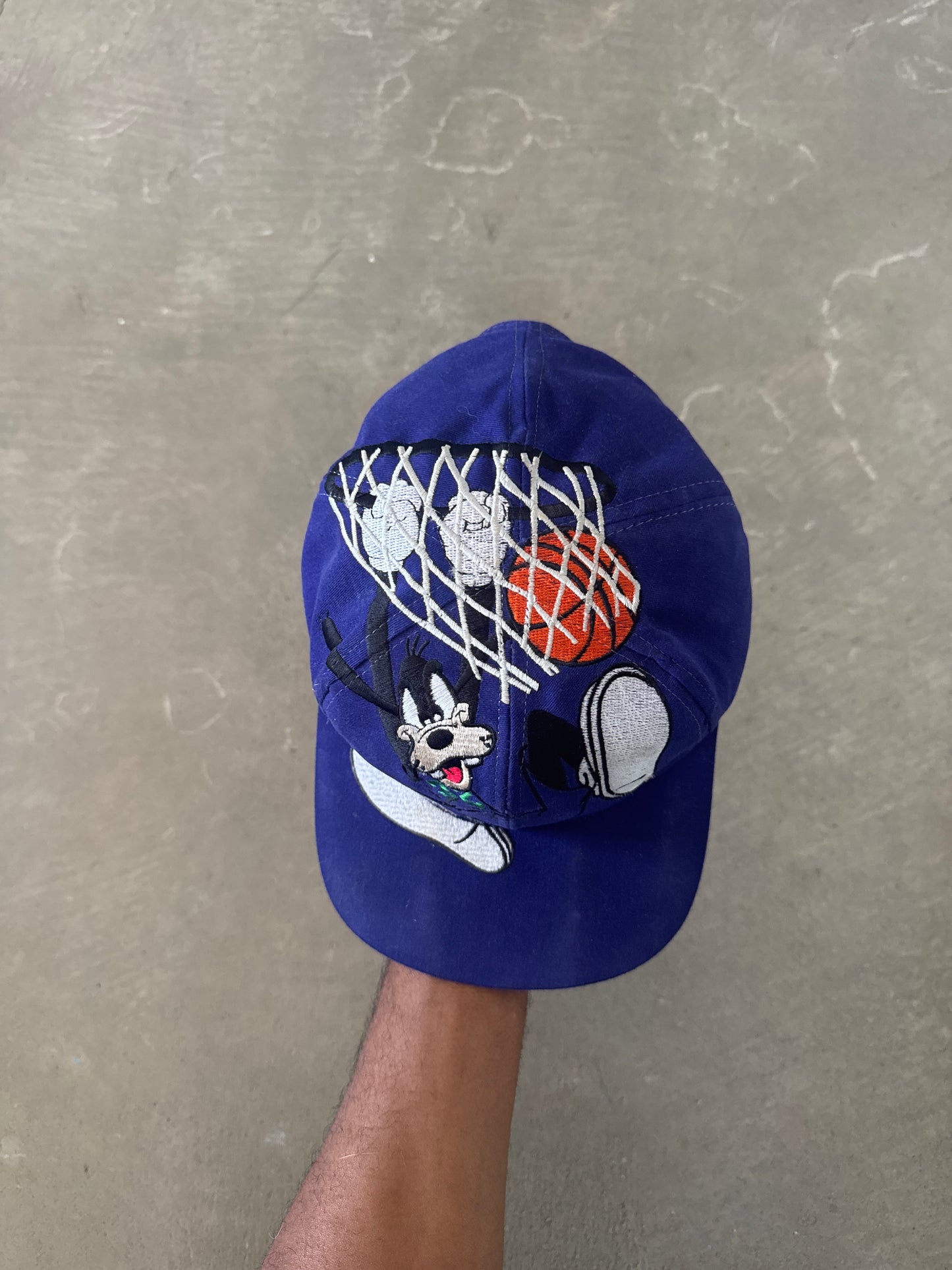Vintage 90s Disney Goofy Basketball Embroidered SnapBack Hat