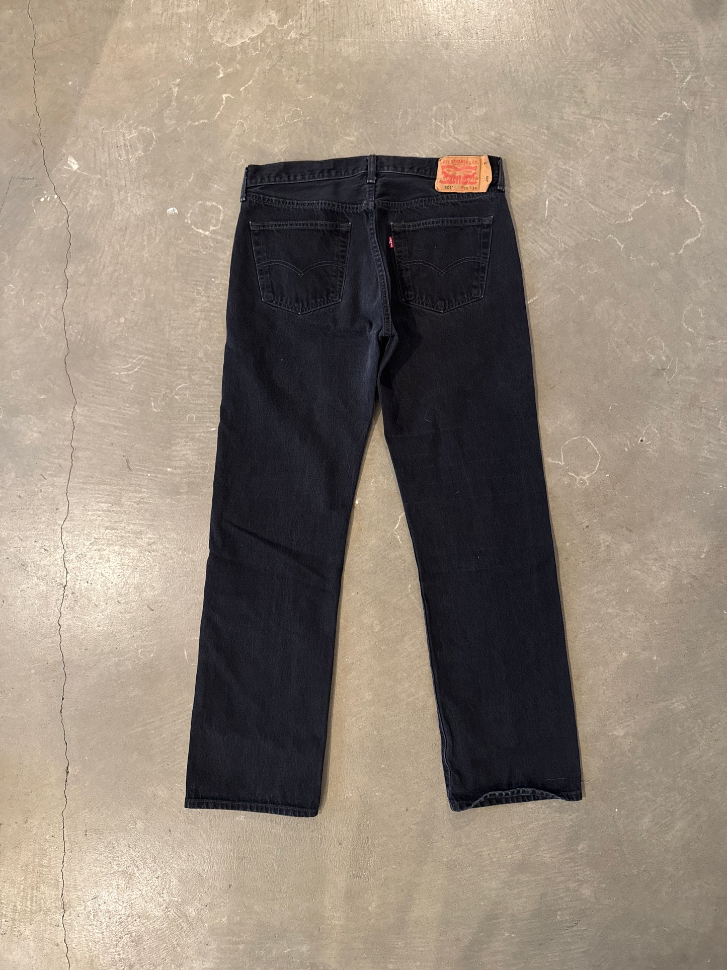 Vintage Levi’s Straight Fit Black Denim Jeans