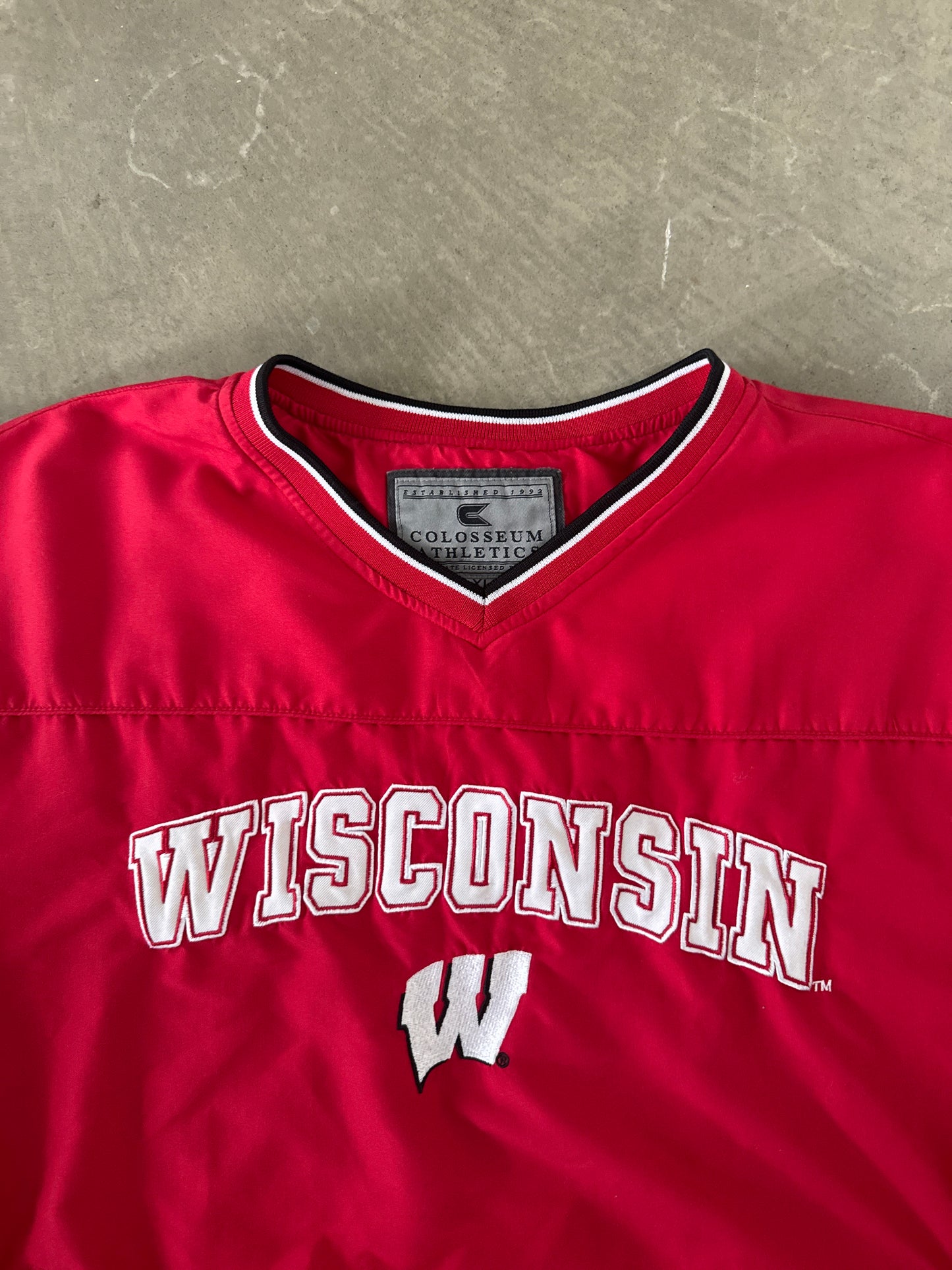 Vintage Colosseum Athletics University Of Wisconsin Badger Pullover