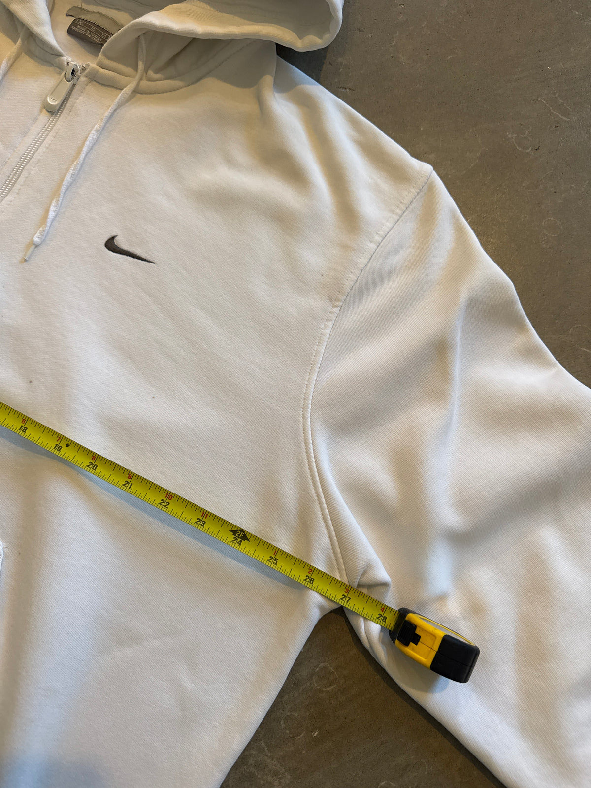 Vintage Nike White Embroidered Logo Quarter Zip Hoodie