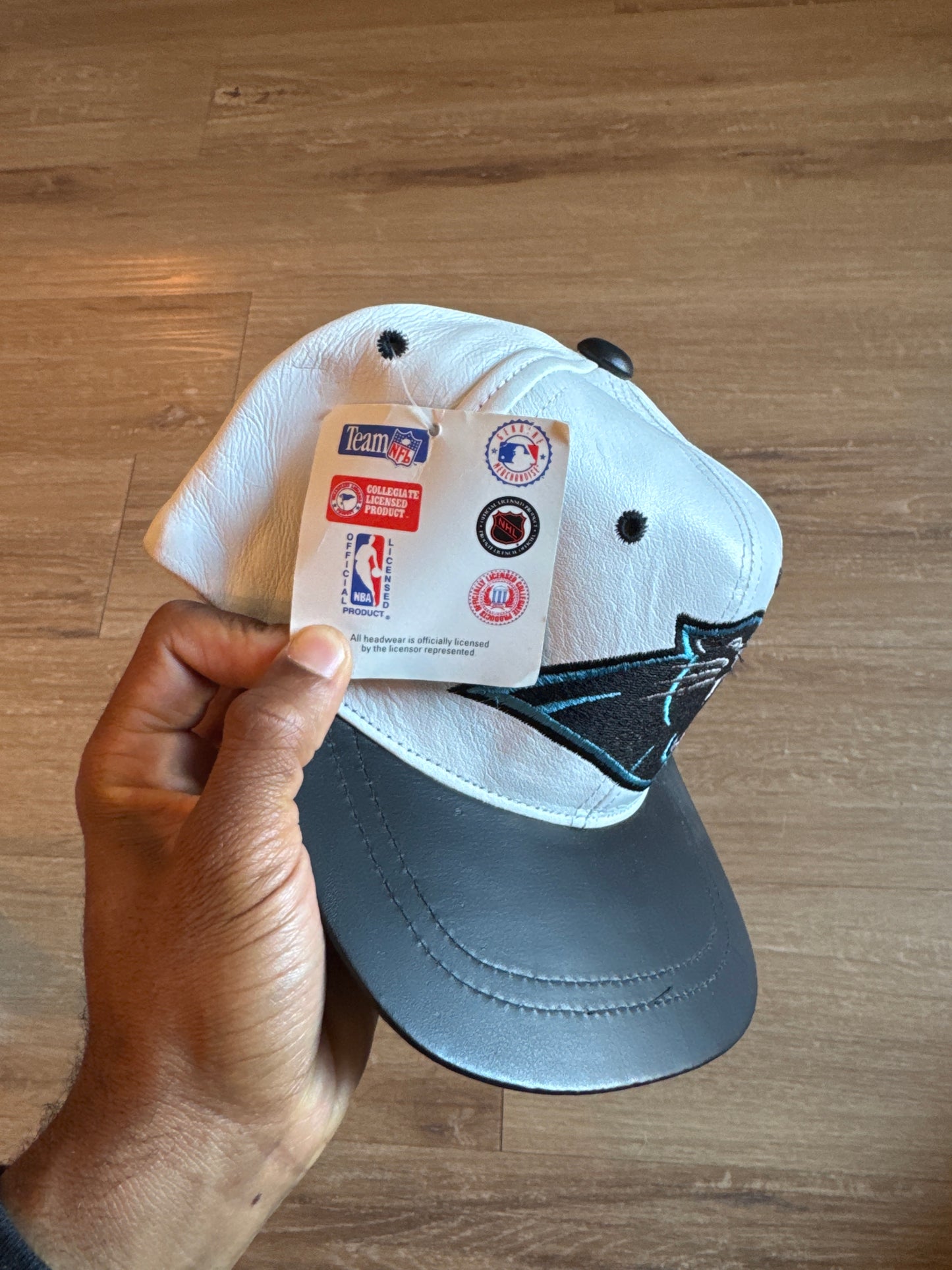 Vintage Logo 7 Carolina Panthers Leather Strap Back Hat