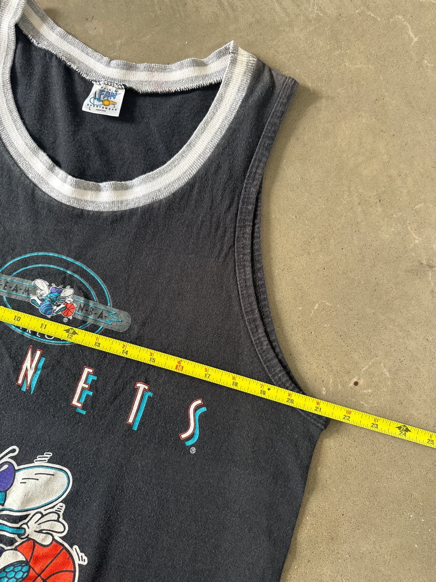 Vintage 90e Salem Sportswear Charlotte Hornets Tank Top