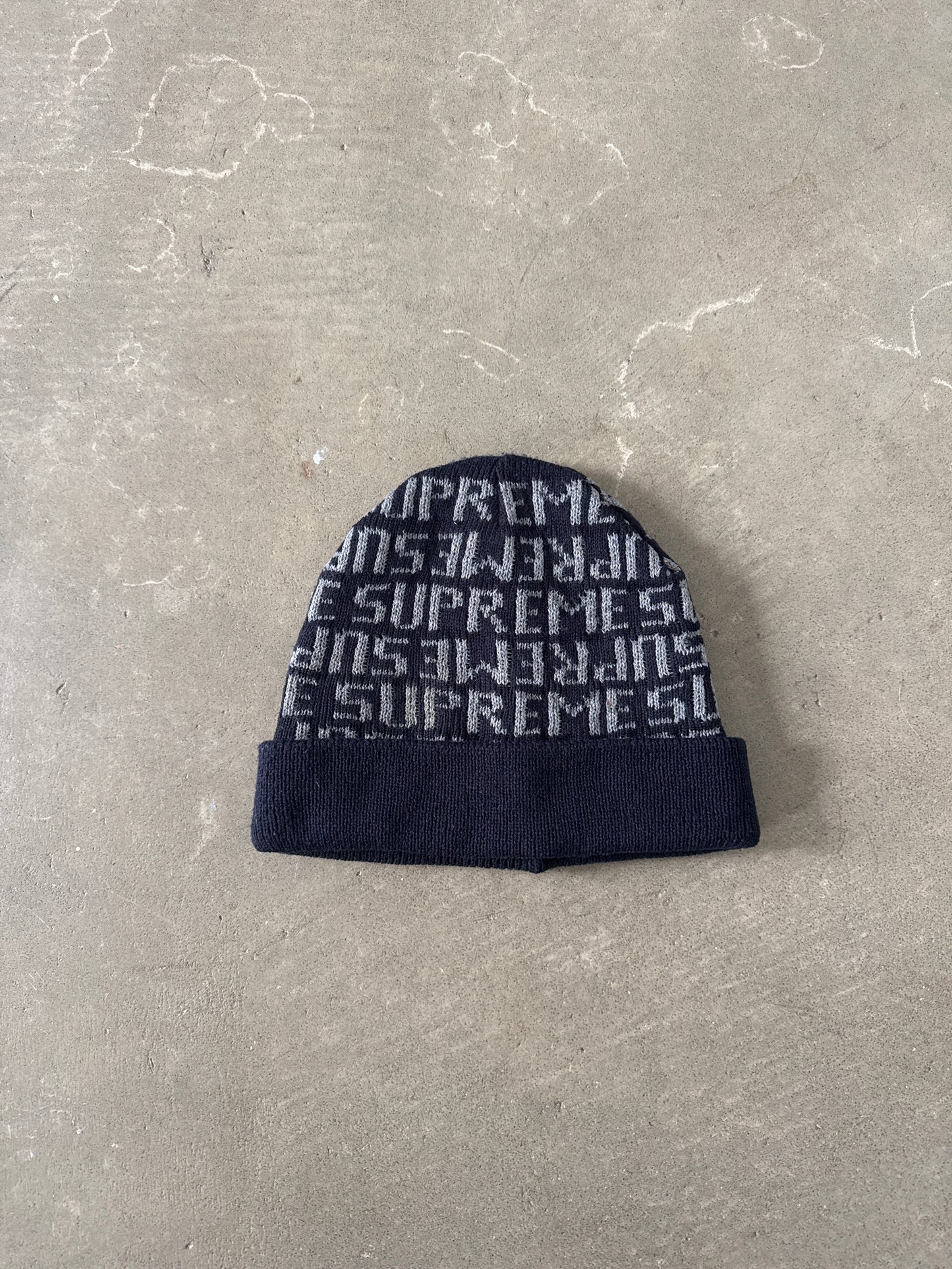 Supreme 3M Reflective Repeat Black Beanie