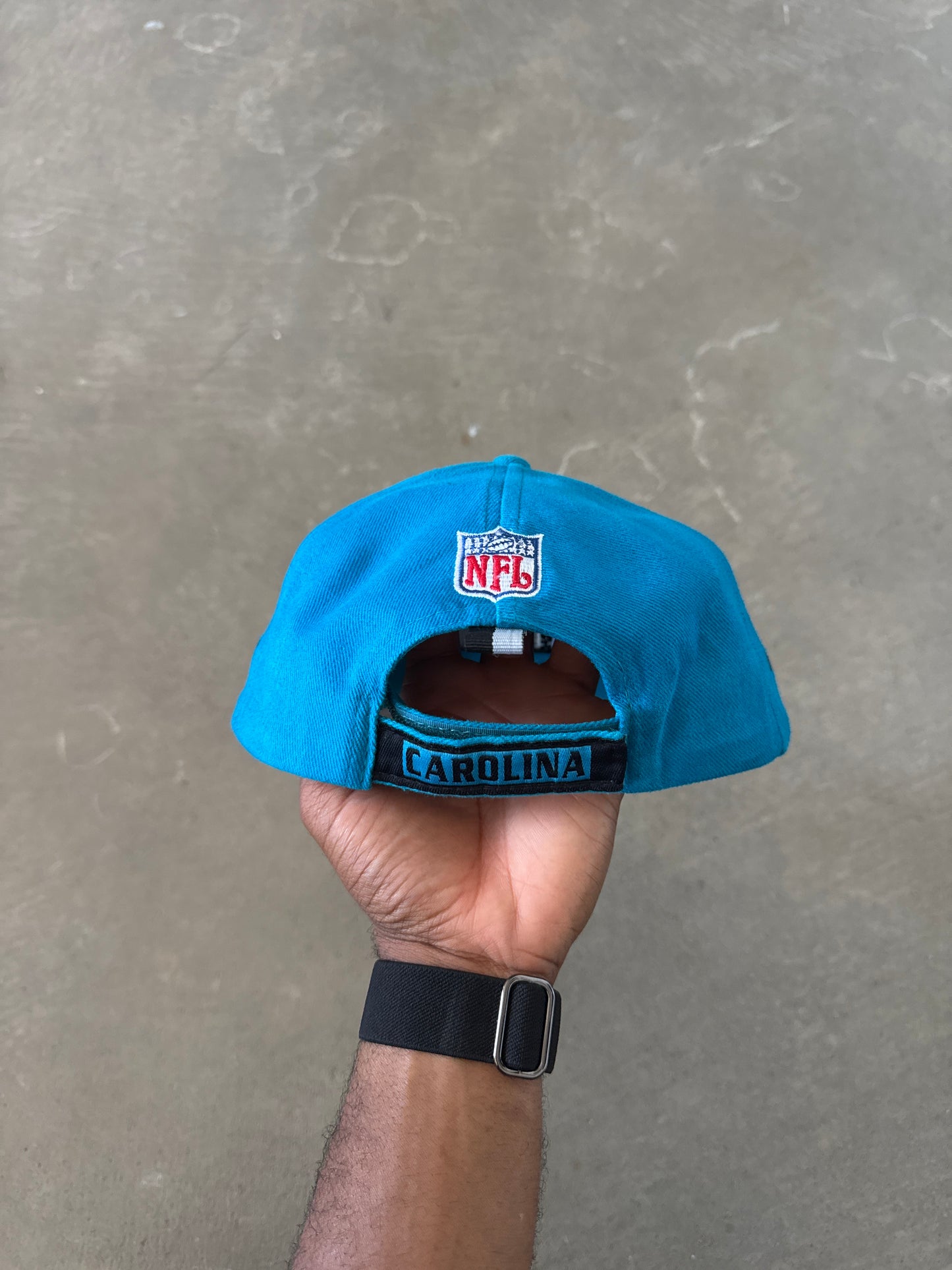 Vintage Logo Athletic Pro Line Carolina Panthers Strap Back Hat