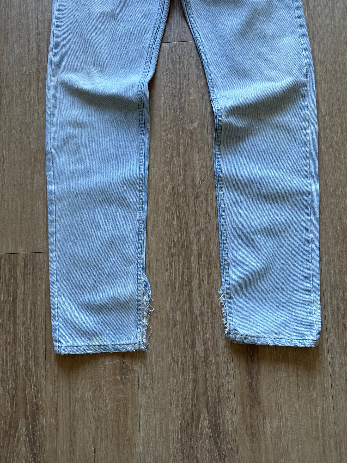 Vintage Silver Tab Levi’s Light Washed Denim Jeans
