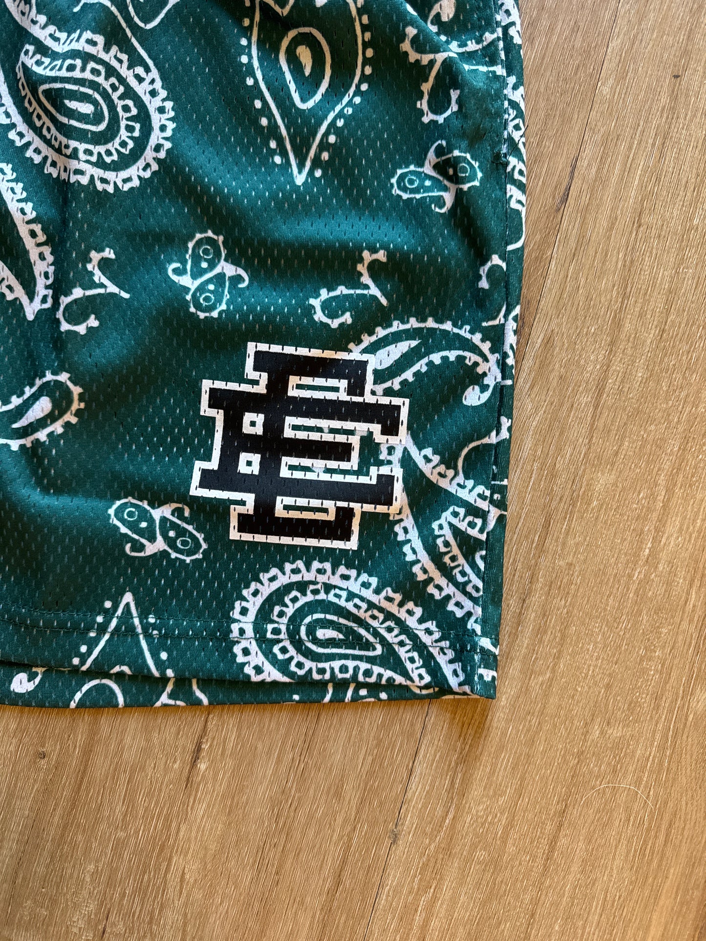 Eric Emanuel EE Basic Short Green Paisley