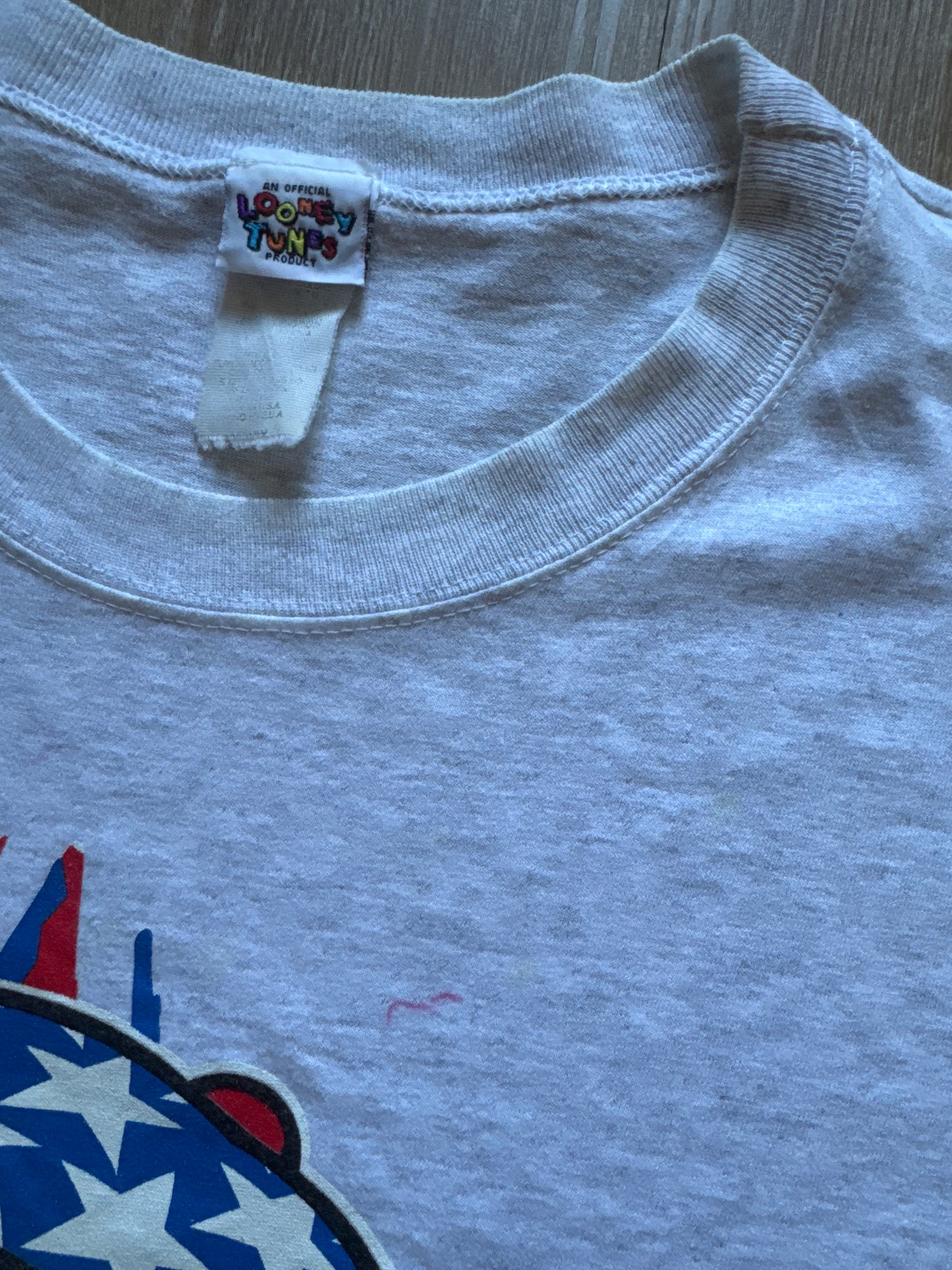 Vintage 1995 Warner Bros Tweety Bird USA Flag Tee