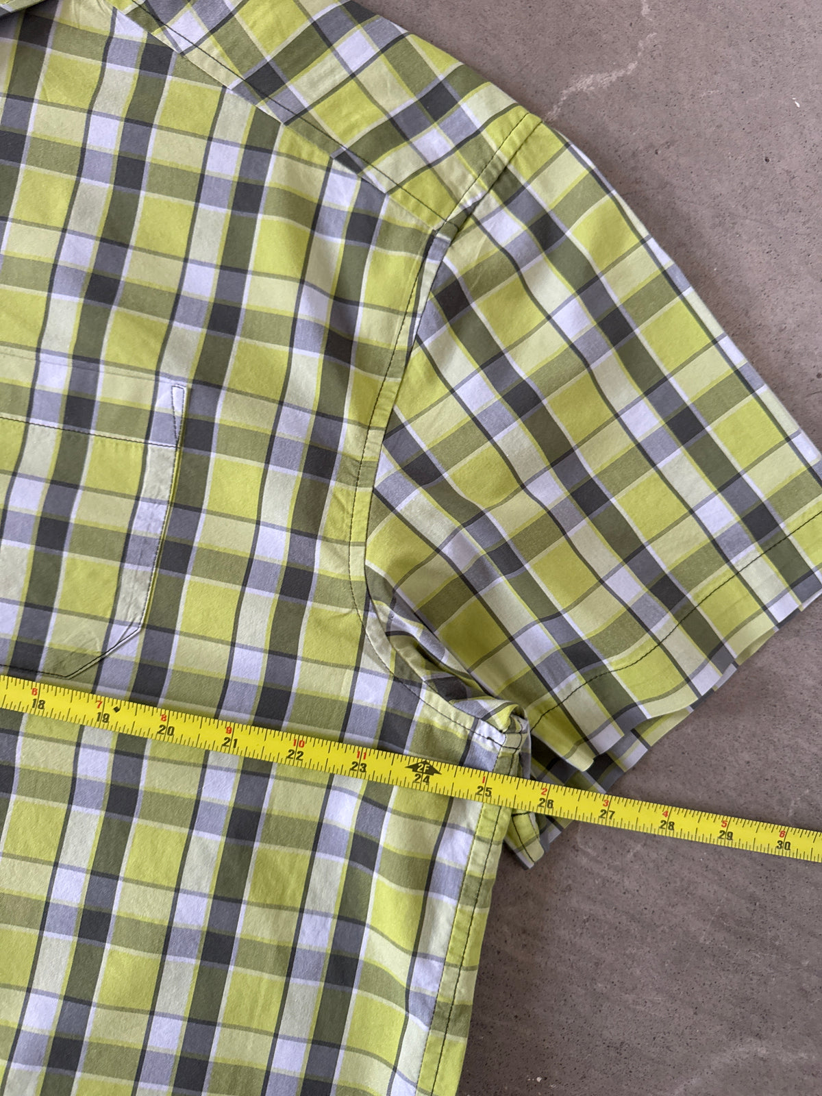 Arc’teryx Plaid Button Up Short Sleeve Shirt
