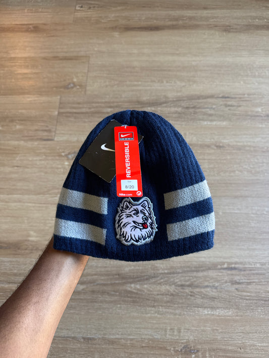 Vintage Youth Nike University Of Connecticut Huskies ￼￼