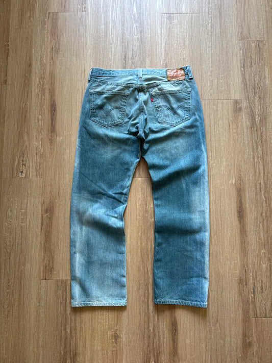 Y2K Levi’s 501 Straight Leg Button-Fly Sunfaded Blue Denim Jeans