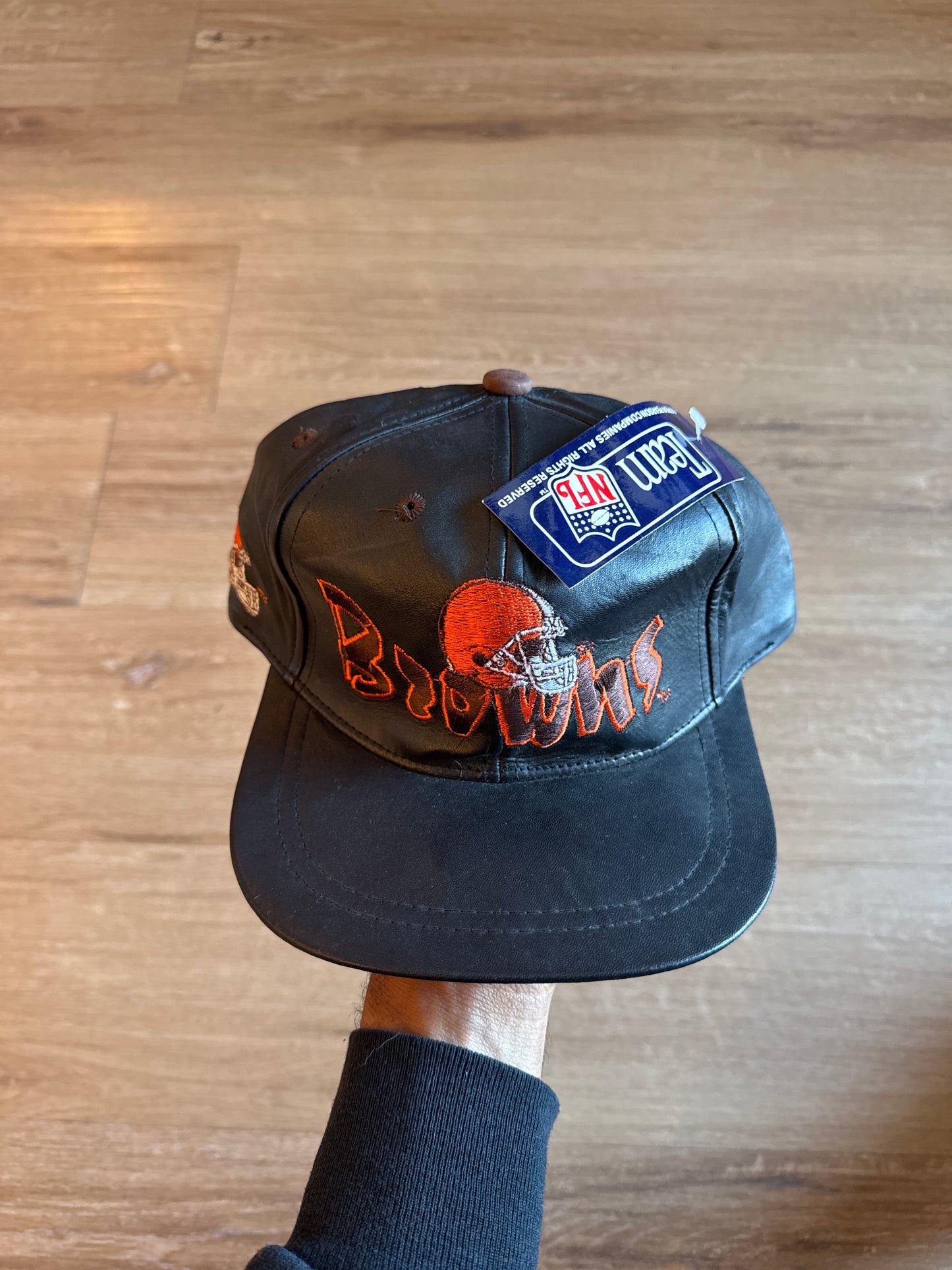 Vintage 90s Drew Pearson Cleveland Browns Leather Strap Back Hat
