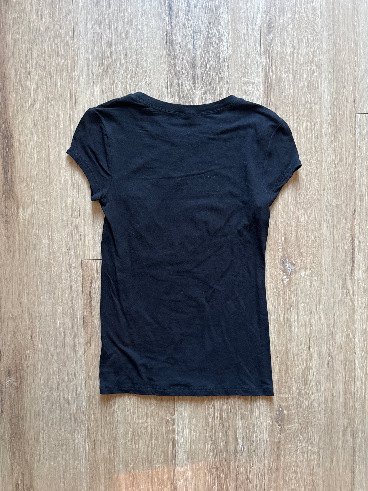 Y2K Women’s Bebe Bedazzled Black Heart Logo Tee