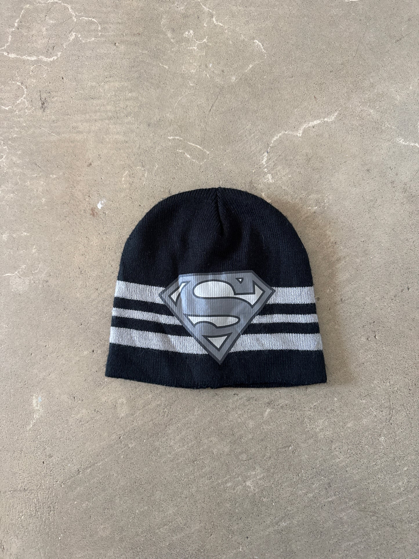 Vintage Superman Logo Beanie