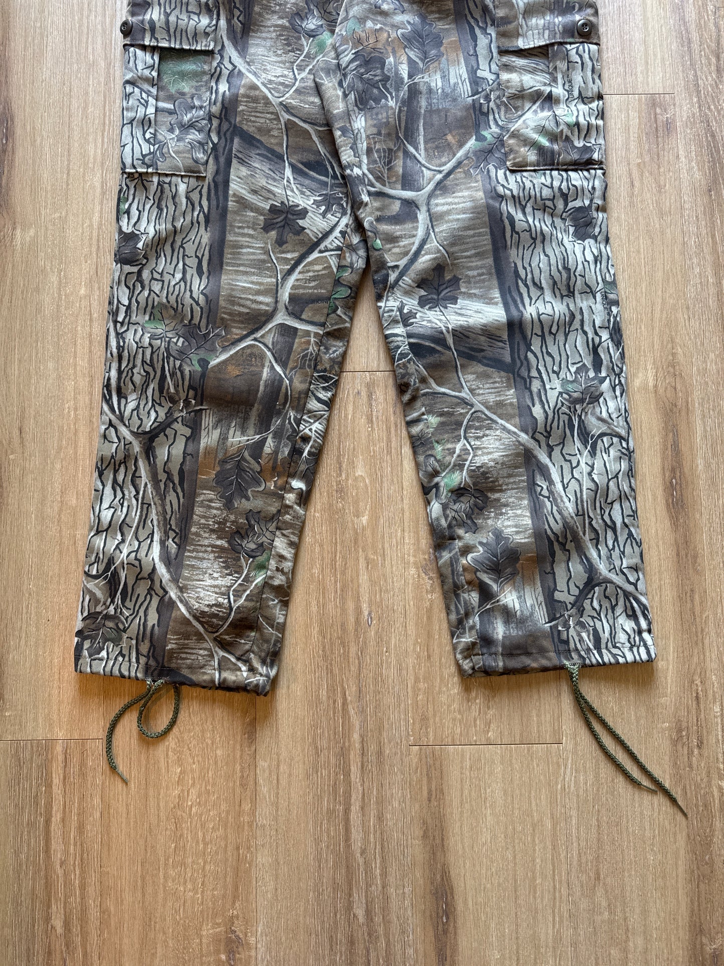 Vintage Unique Camouflage Dixie Outdoors Forest Camo Cargo Pants