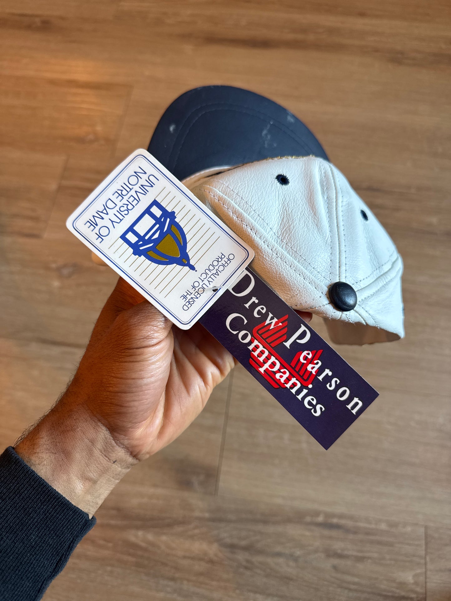 Vintage 90s Drew Pearson University Of Norte Dame Fighting Irish Leather Strap Back Hat