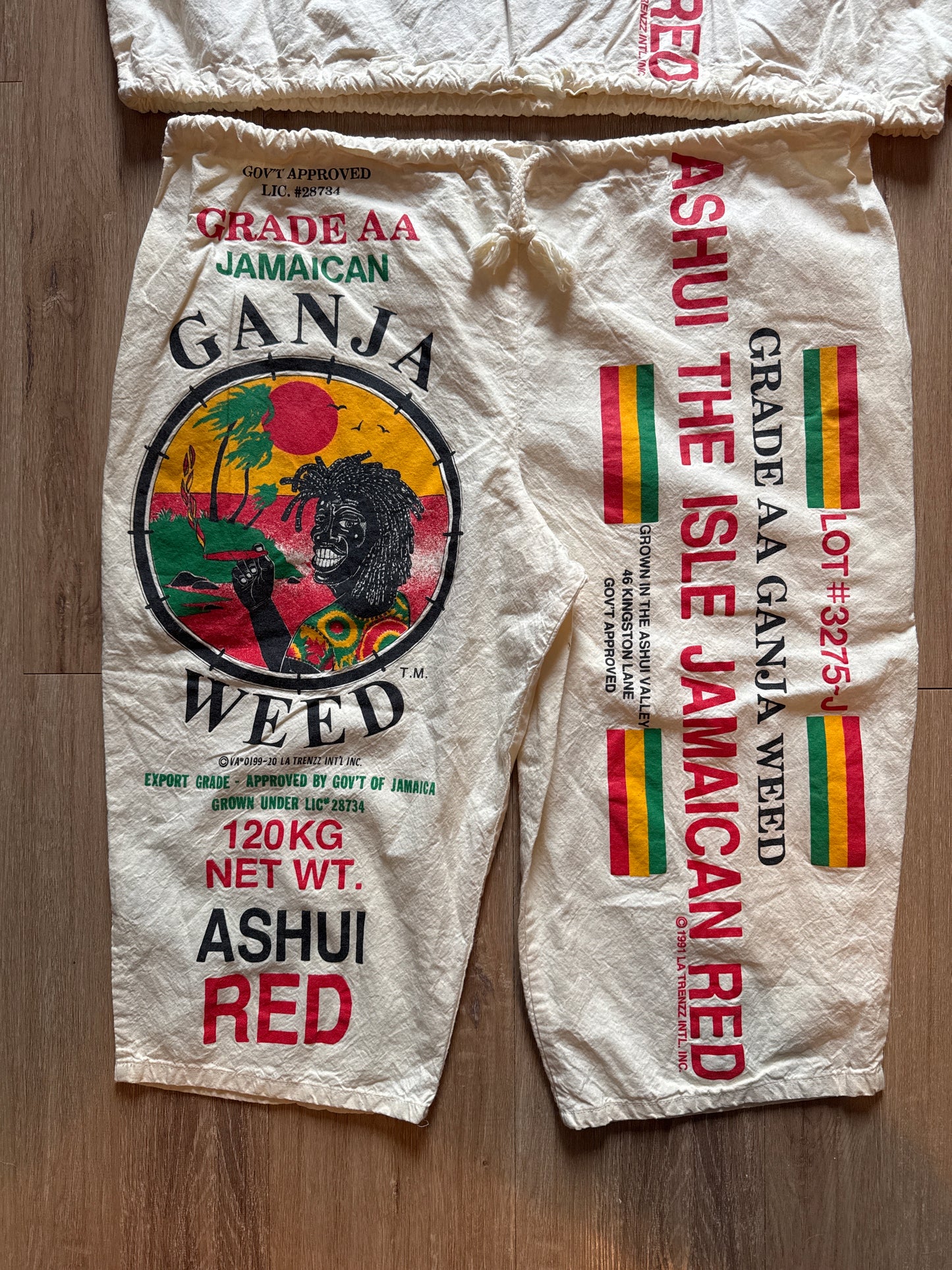 Vintage 1991 La Trenzz Jamaican Ganja Weed Ashui Red Rasta Reggie Hooded Shirt & Shorts Set