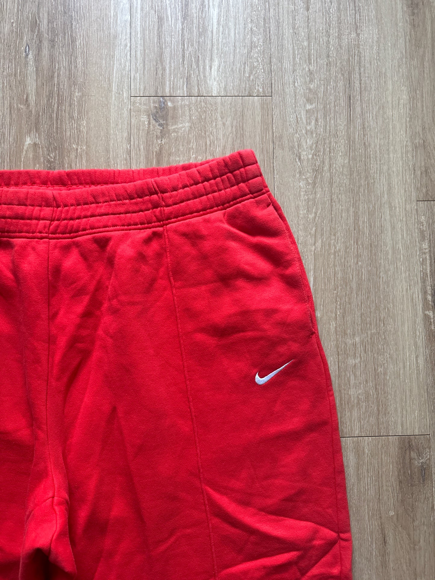 Nike Women’s Oversized Baggy Infrared Sweatpants