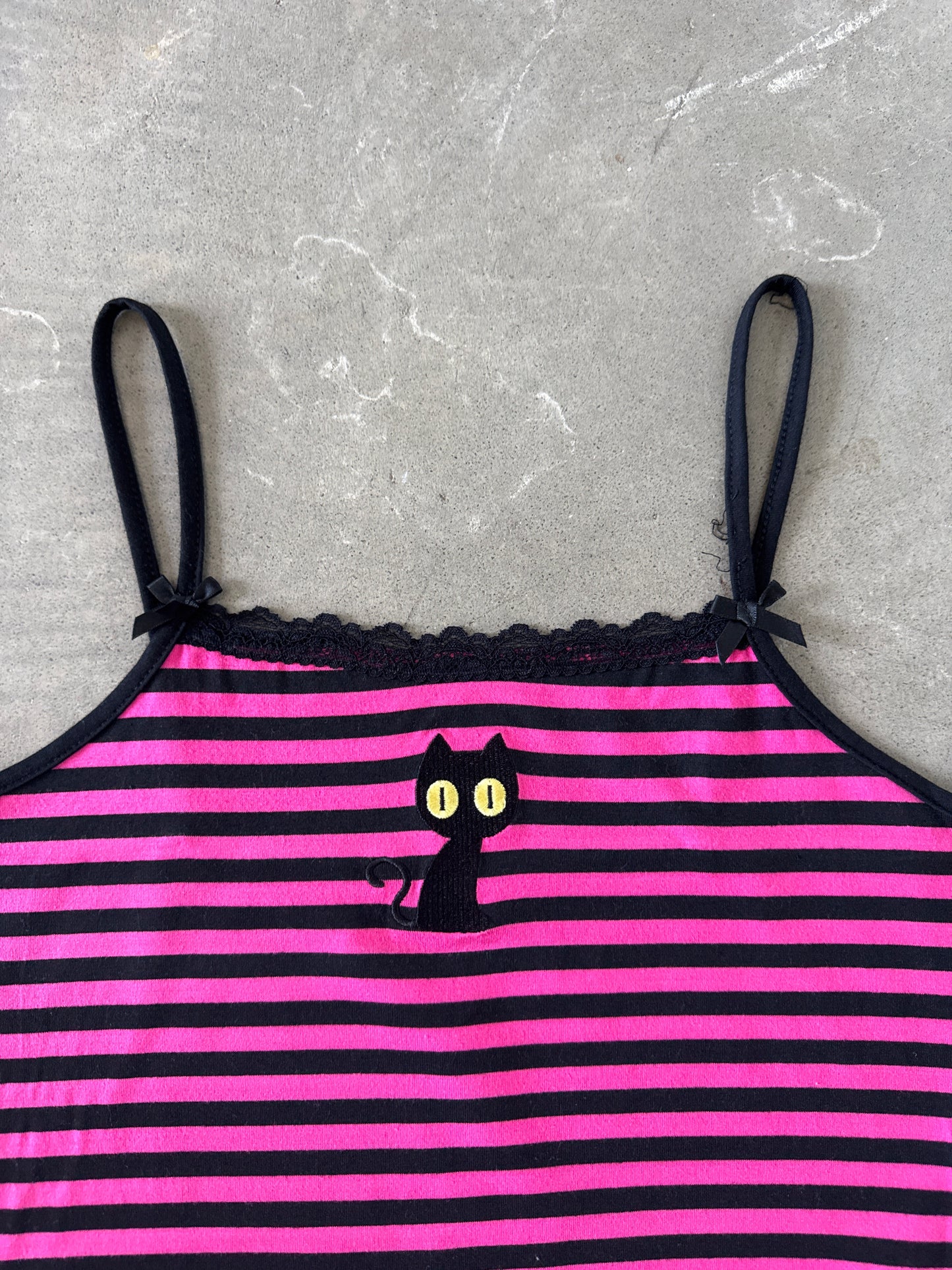 Romwe Women's Y2K Lace Striped Cami Crop Cat Embroidery Tank Top