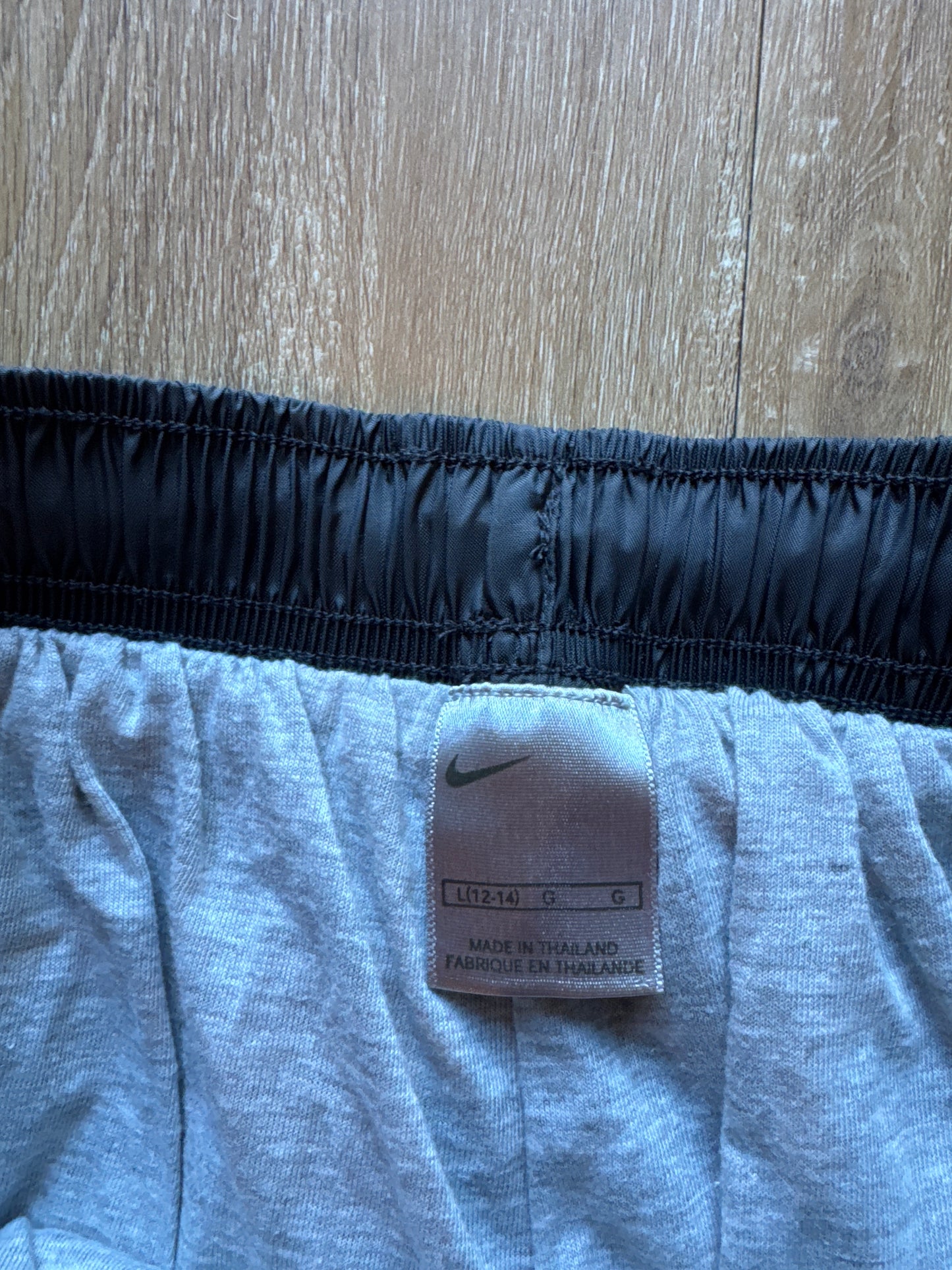 Vintage Women’s Nike Track Suit Set