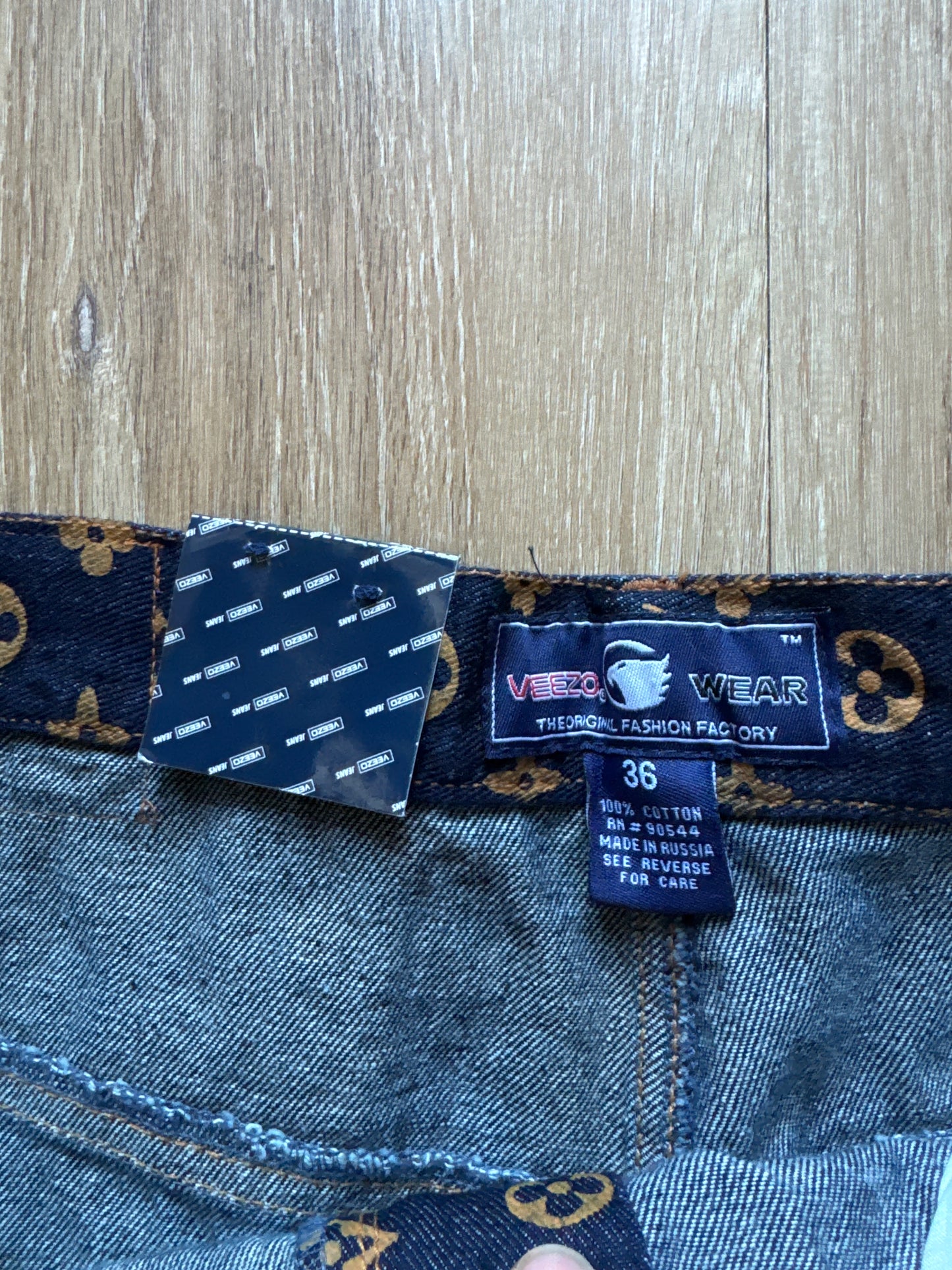 Vintage 90s Veezo Wear Monogram Designer Denim Jeans