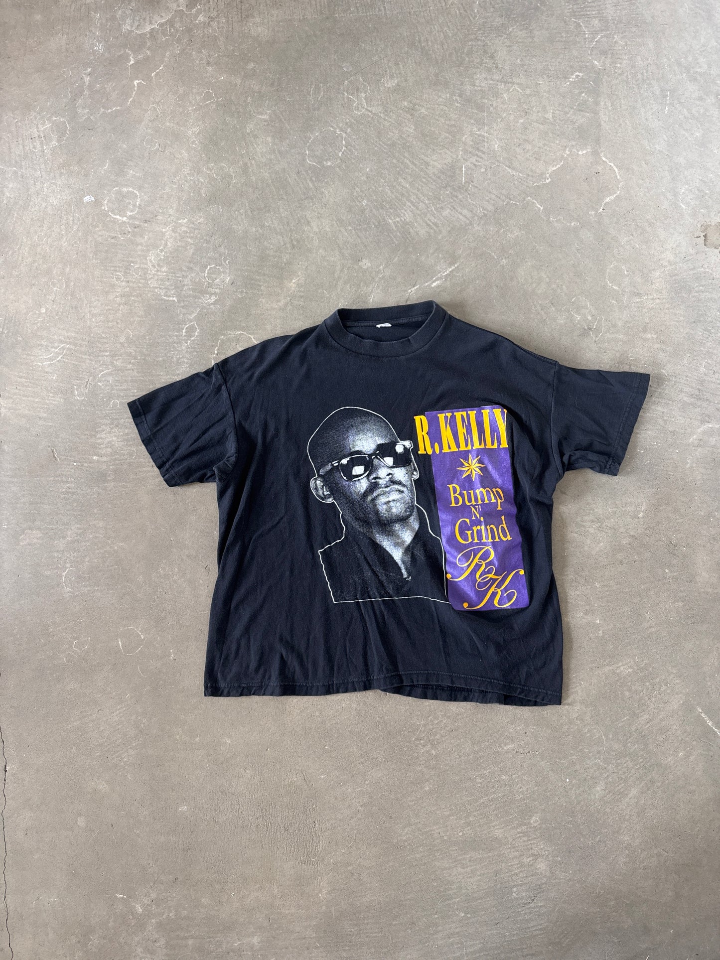 Vintage 90s R Kelly Bump N Grind Hip Hop Rap Tee