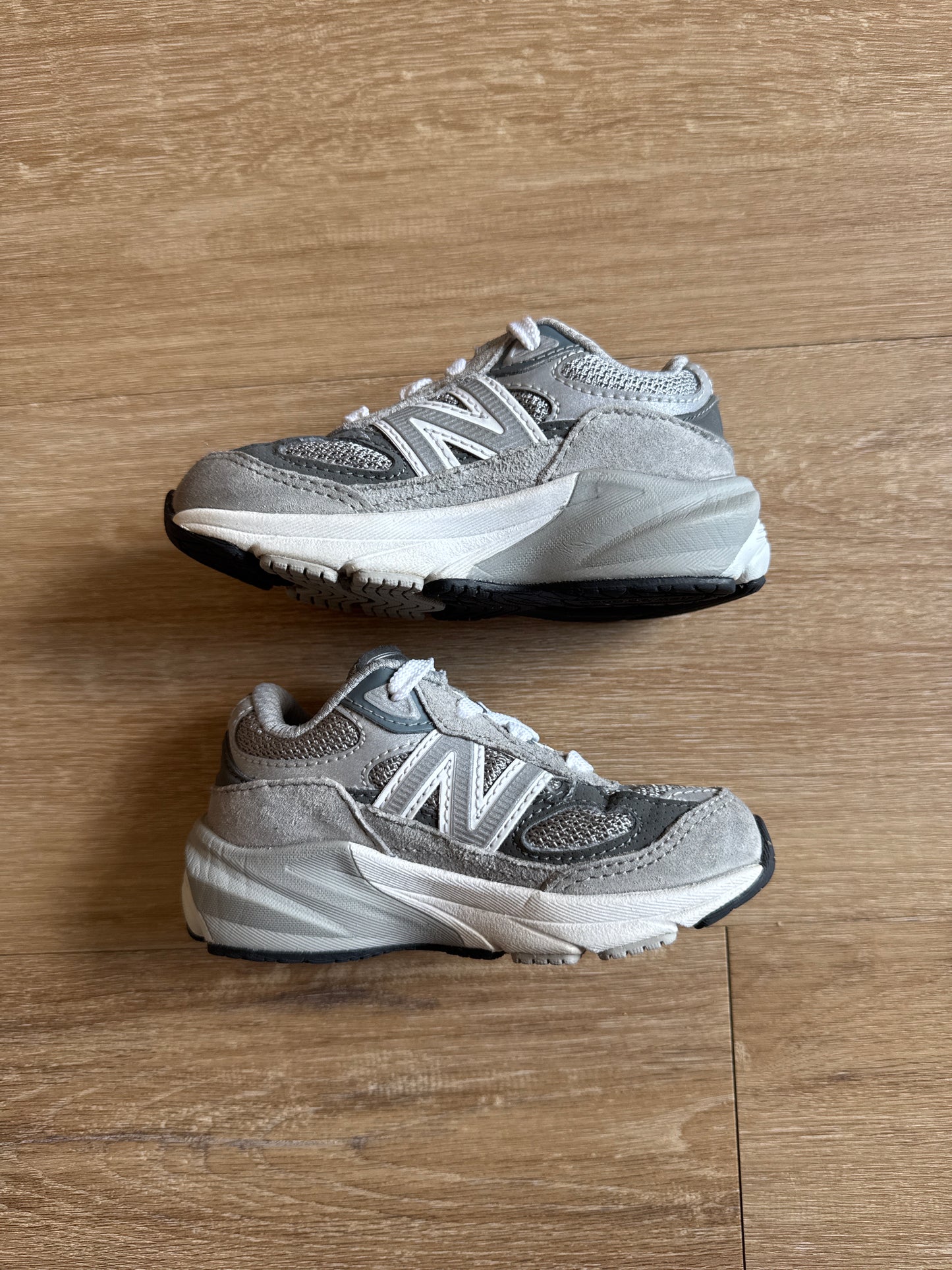 New Balance 990v6 Grey Silver Toddler