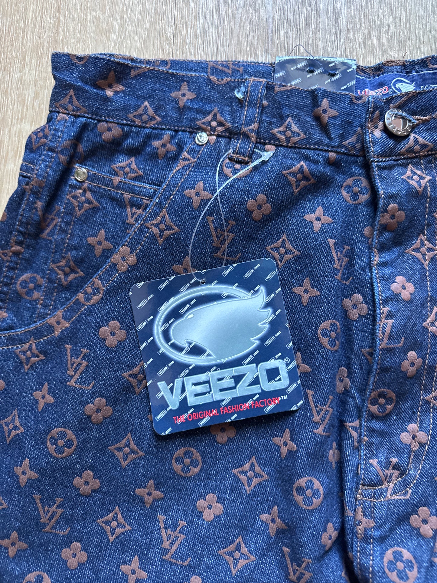 Vintage 90s Veezo Wear Monogram Designer Denim Jeans