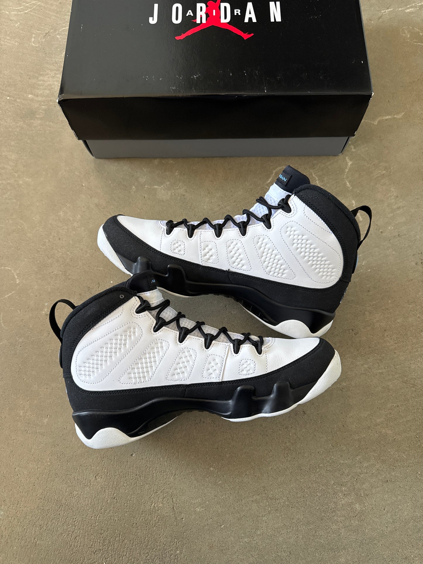 Jordan Retro 9 University Blue